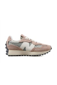 Related product image New Balance Sneakers