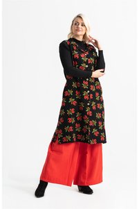 Related product image Eliş Şile Bezi Vests