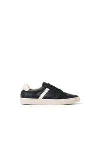 Related product image Aldo Flats