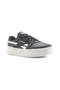 Related product image Reebok Sneakers