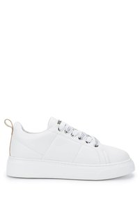 Related product image Tamer Tanca Sneakers
