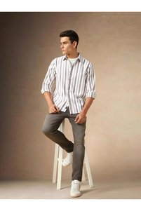 صورة المنتج ذات الصلة Dennis Lingo By Styli قمصان
