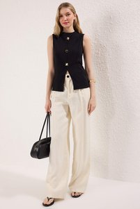Related product image Trendyol Collection Blouses