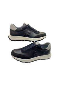 Related product image SULA Flats