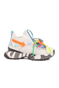 Related product image Guja Sneakers