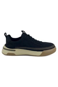 Related product image Guja Sneakers