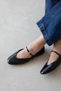Related product image Straswans Ballerina Flats