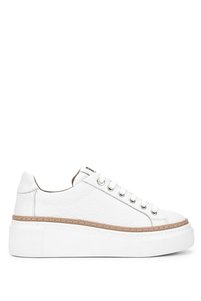 Related product image Tamer Tanca Sneakers