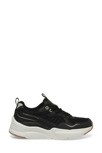 Related product image Kinetix Sneakers