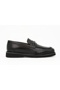 Related product image Tuna Loafer Shoes