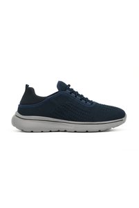 Related product image Tuna Sneakers