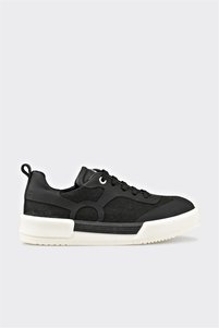 Related product image Elle Sneakers