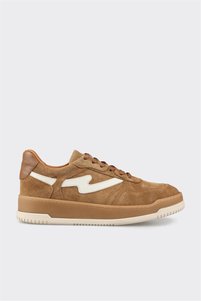 Related product image Elle Sneakers