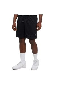 Imaginea produsului asociat Nike Pantaloni scurți
