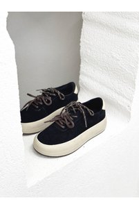 Related product image Guja Sneakers