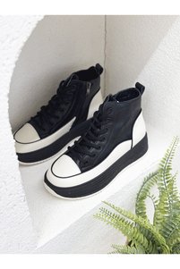 Related product image Guja Boots