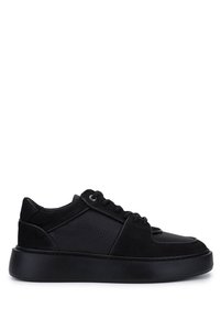 Related product image Tamer Tanca Sneakers