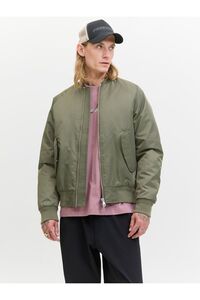 Imaginea produsului asociat Jack & Jones Jachete