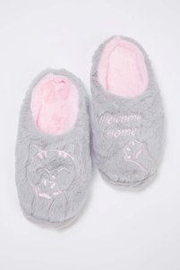 Related product image Trendyol Shoes Home Slippers