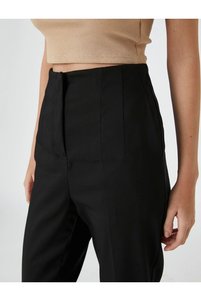 Imaginea produsului asociat Pantaloni