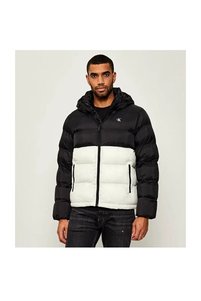 Zugehöriges Produktbild Calvin Klein Winterjacken
