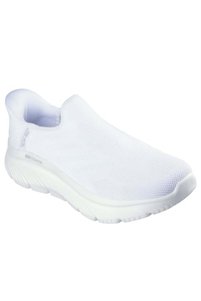 صورة المنتج ذات الصلة Skechers أحذية سنيكرز