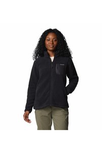 Related product image Columbia Softshells & Fleeces