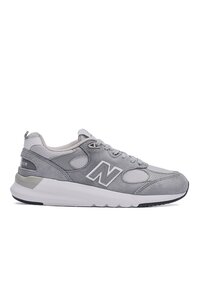Related product image New Balance Sneakers