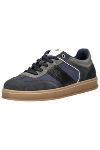 Imaginea produsului asociat BULLBOXER Sneakers