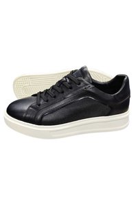 Related product image Libero Flats