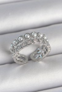 Related product image Lisinya Bijou Rings