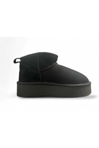 Related product image Bulldozer Boots