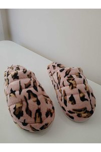 صورة المنتج ذات الصلة Lion شباشب منزلية