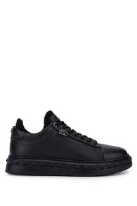 Related product image Tamer Tanca Sneakers