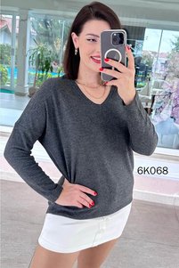 Related product image İnce Topuk Sweaters