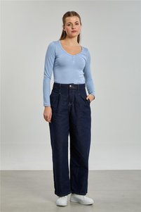 Related product image BARRELS AND OIL Trousers