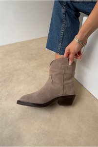 Related product image Mupa Shoes Boots
