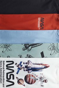 Related product image H&M T-Shirts