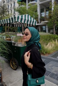 Related product image Levidor Headscarves