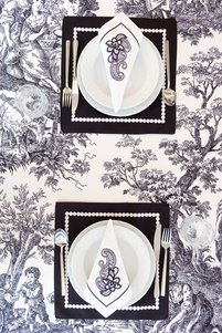 Related product image DEKOMOD Runners & Placemats