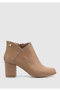 Related product image Provoq Boots