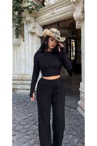 Imaginea produsului asociat Seturi bluză și pantaloni