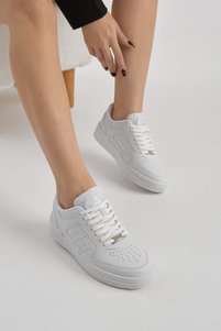 Related product image Tonny Black Sneakers