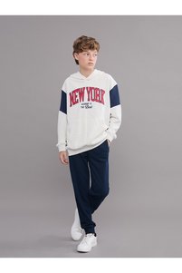 Related product image LC Waikiki Sweatpants