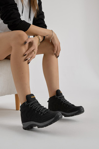 Related product image Tonny Black Boots