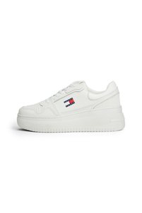 صورة المنتج ذات الصلة Tommy Hilfiger أحذية سنيكرز