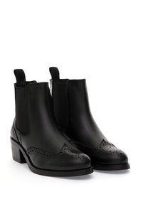 Related product image Pierre Cardin Boots