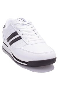 Related product image Kinetix Sneakers