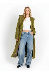 Related product image Ceylen Coats