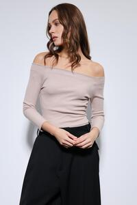 Related product image Antioch Blouses